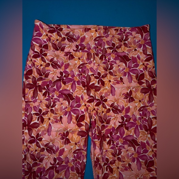 Counterparts Beautiful Floral Elastic Waist Give 10 P Woman’s Capri Pants resort - Picture 6 of 9